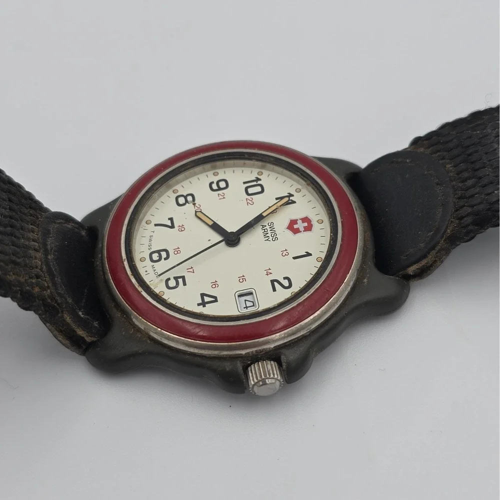 SWISS ARMY Adventure Team Marlboro Watch UNTESTED Repair or Parts